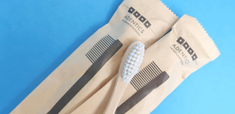 Umweltschonende Zahnbürste 