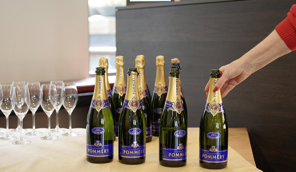 ADENTICS ACADEMY Fortbildung: Personal, Fingerfood & Champagner 20.03.2026