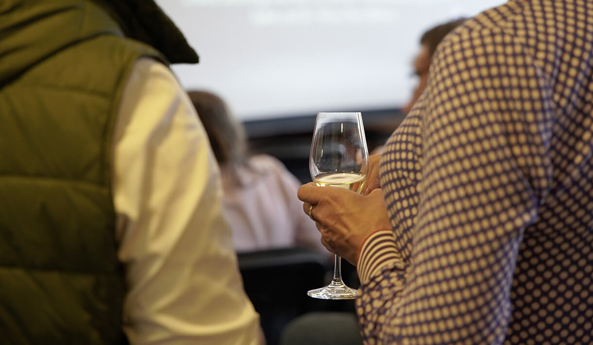 ADENTICS ACADEMY Fortbildung: Personal, Fingerfood & Champagner 20.03.2026