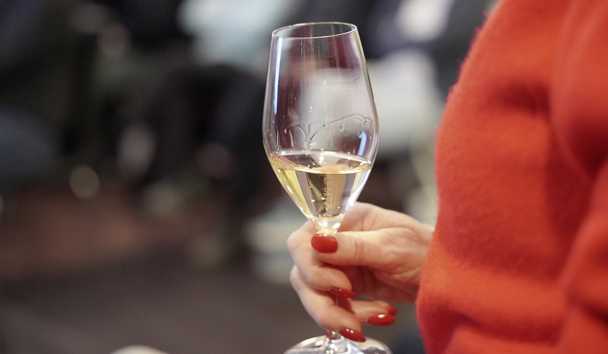 ADENTICS ACADEMY Fortbildung: Personal, Fingerfood & Champagner 20.03.2026