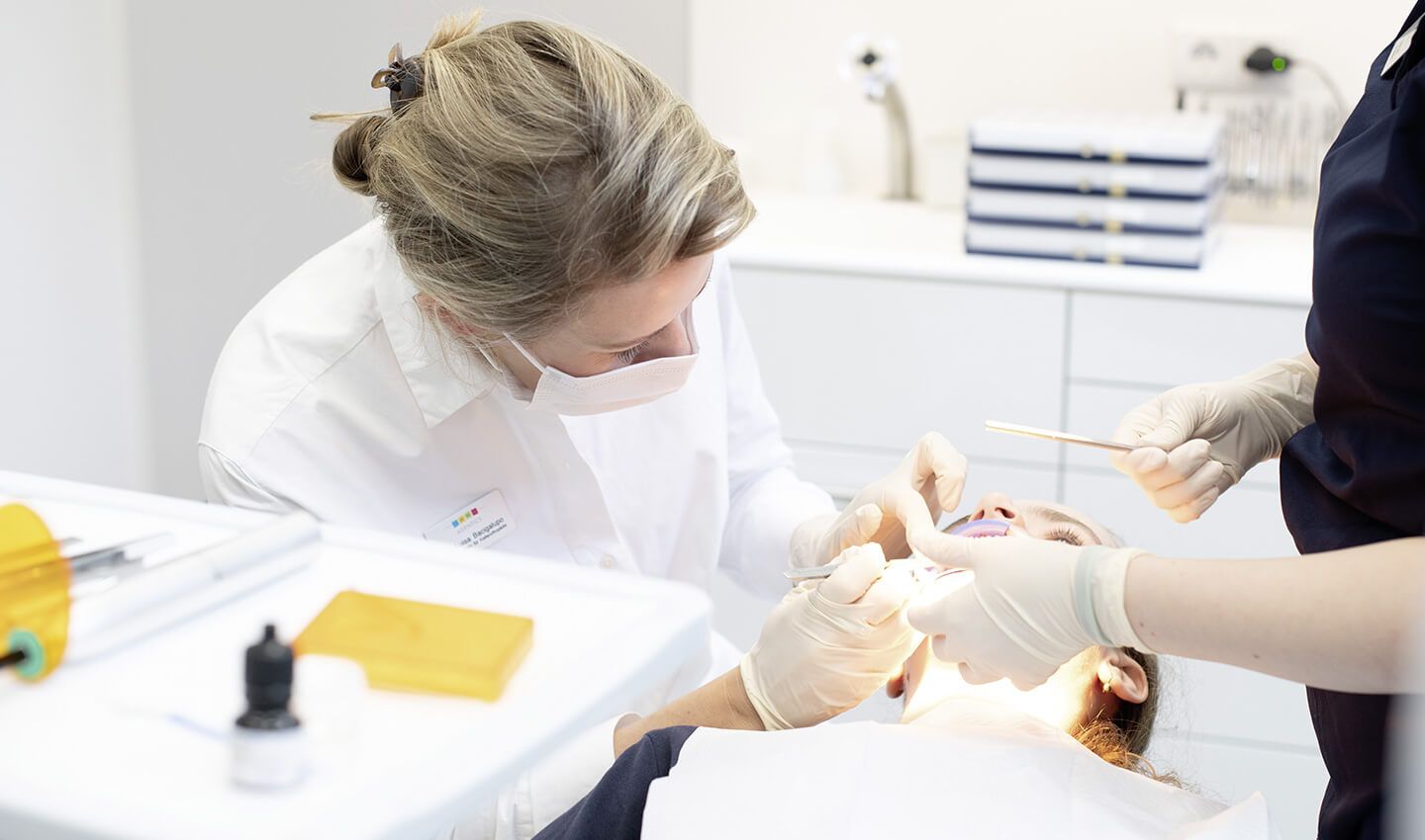 Behandlung Kieferorthopädin Dr. Luisa Bacigalupo