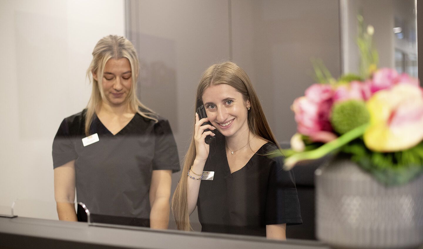 ADENTICS Teltow Rezeption