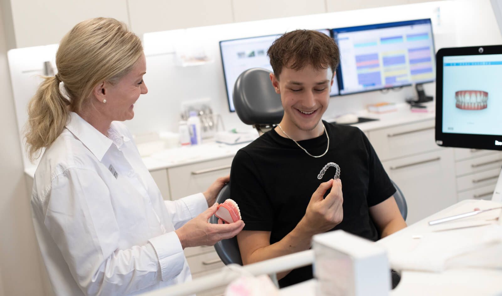 Beratung Aligner-Therapie ADENTICS in Karow