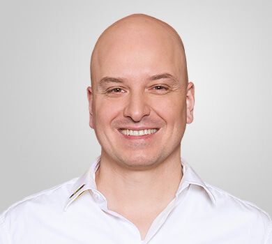 ADENTICS Kieferorthopäde  und Geschäftsführer (CEO) Dr. Ralf Mueller Hartwich